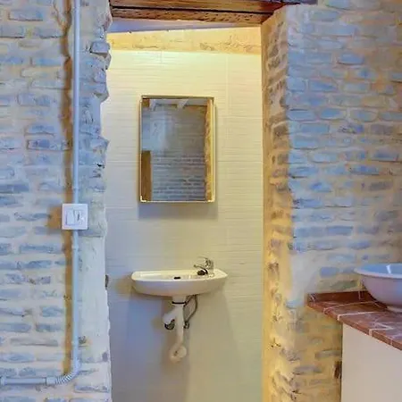 Privada E Independiente En Triana * 세비야